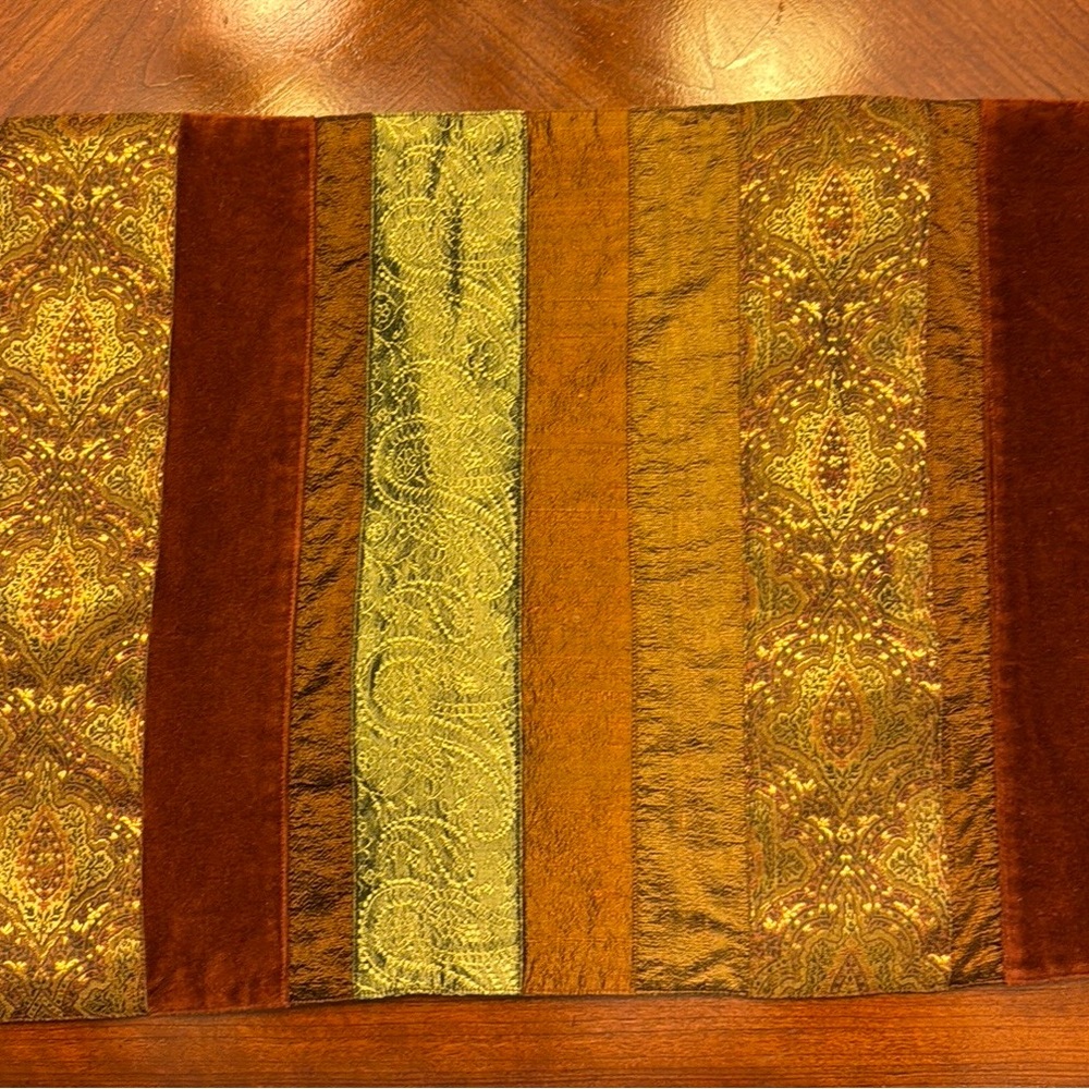 Crate & Barrel placemats set of 8